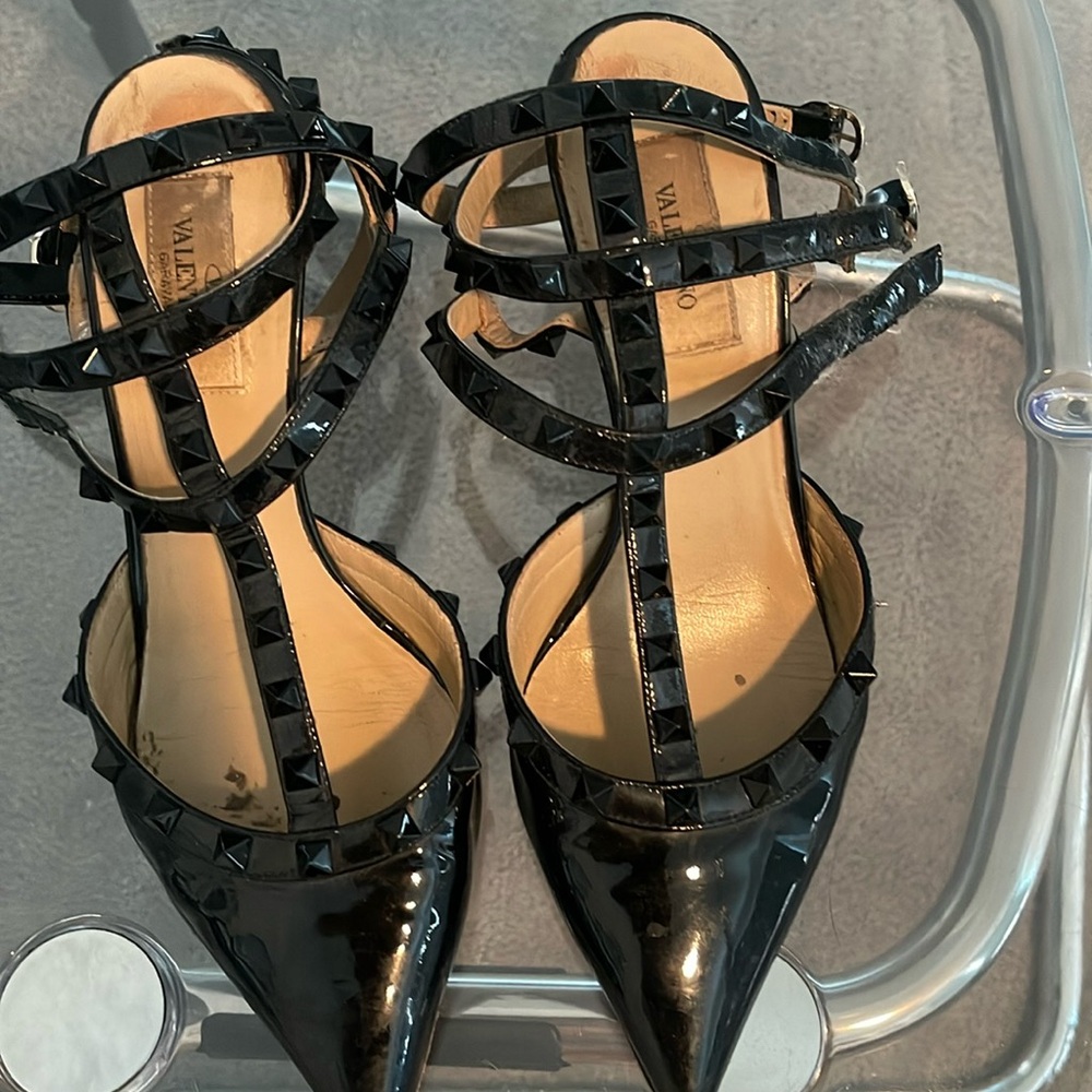 Valentino rockstud black pumps